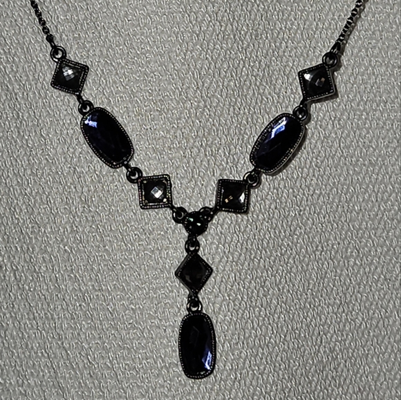 💵3/$20 Vintage Avon Jewelry Set Necklace and Earrings - Picture 10 of 13